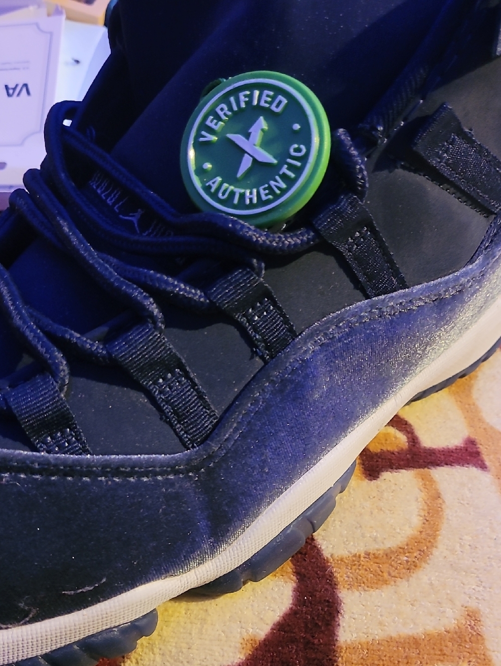 Men's Blue Velvet High-Top Athletic Sneakers Verified Authentic Jordan Retro 11